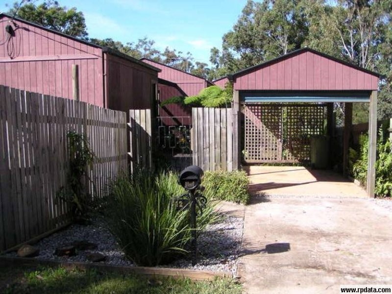 12 Ray Street, Macleay Island QLD 4184