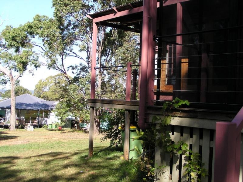 12 Ray Street, Macleay Island QLD 4184