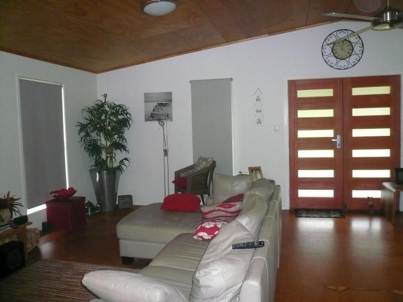 22 Alkira Street, Macleay Island QLD 4184