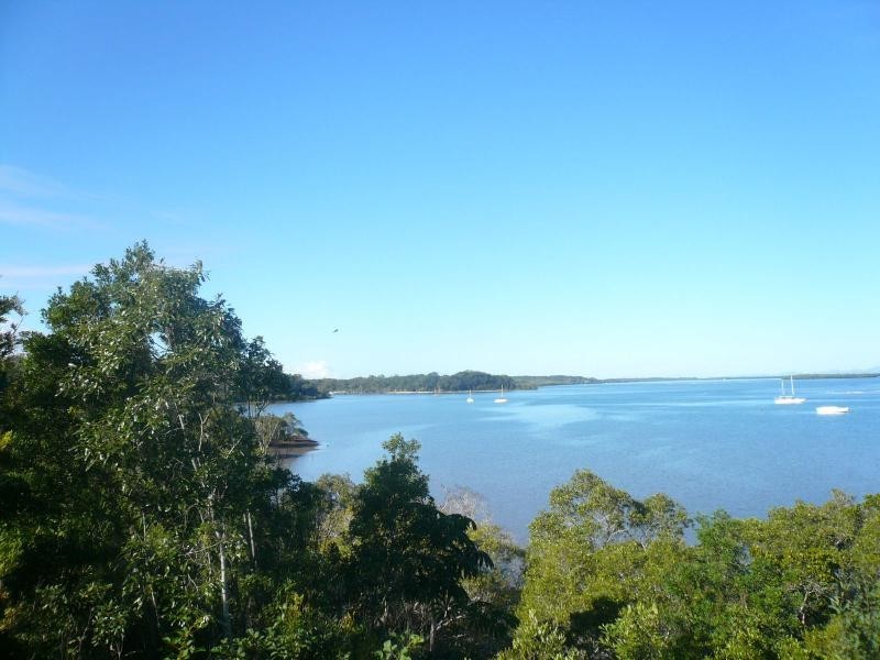 70 Western Road, Macleay Island QLD 4184