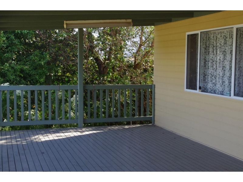 15 Camena Street, Macleay Island QLD 4184