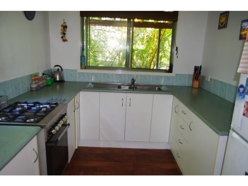 92 Treasure Island Avenue, Karragarra Island QLD 4184