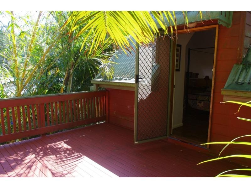 92 Treasure Island Avenue, Karragarra Island QLD 4184