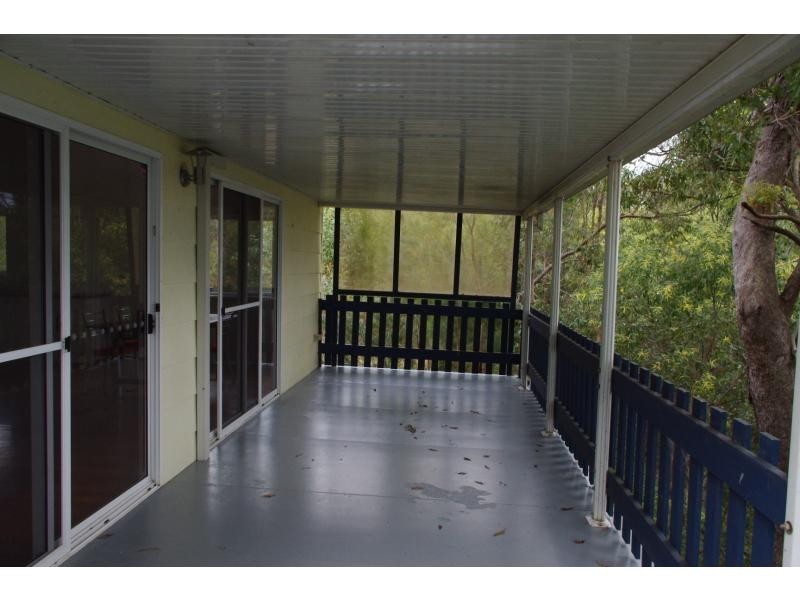 34 Calm Waters Crescent, Macleay Island QLD 4184