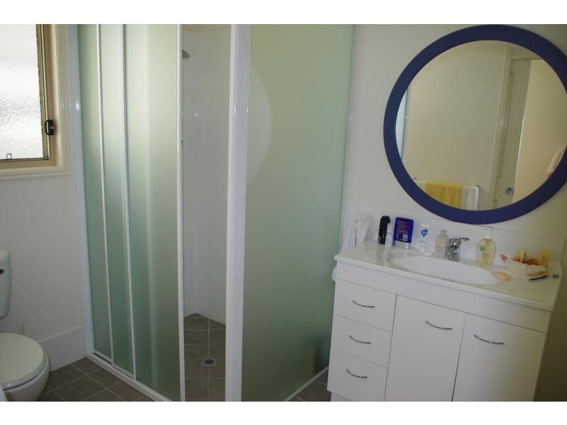 10 Ore Street, Macleay Island QLD 4184