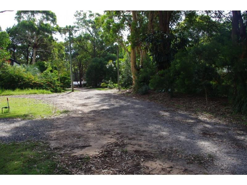 10 Ore Street, Macleay Island QLD 4184