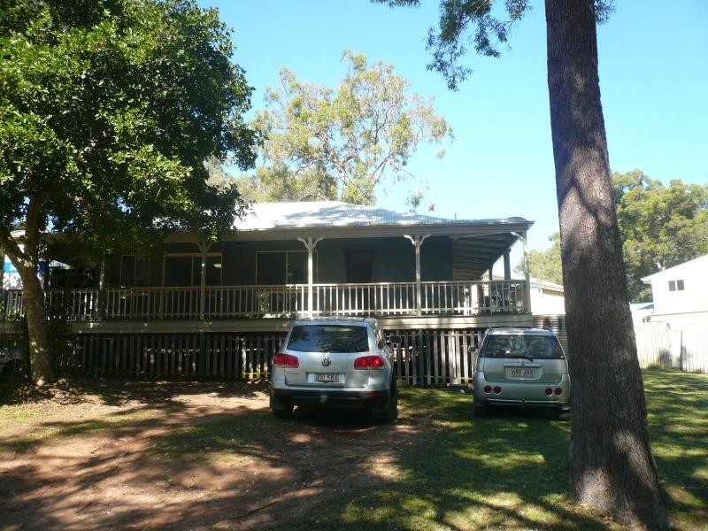 29 High Central Road, Macleay Island QLD 4184