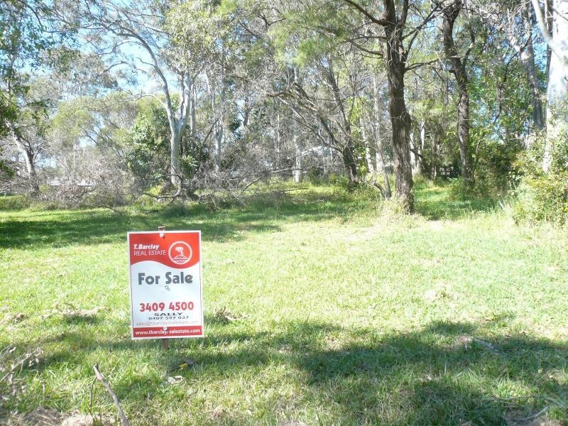 26 Cliff Terrace, Macleay Island QLD 4184