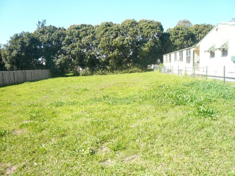 8 Citron Street, Macleay Island QLD 4184