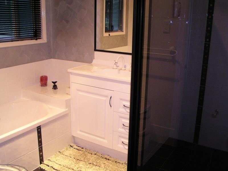 2 President Terrace, Macleay Island QLD 4184