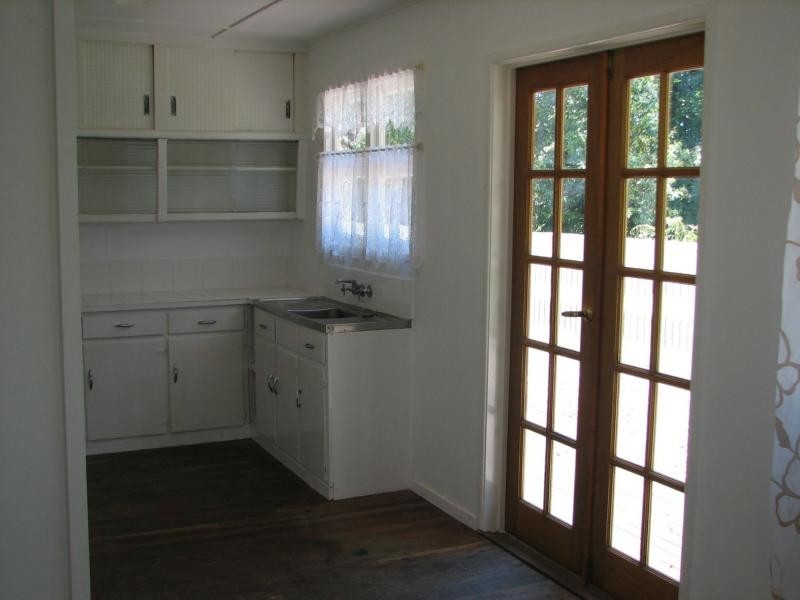 25 Tingara Street, Macleay Island QLD 4184