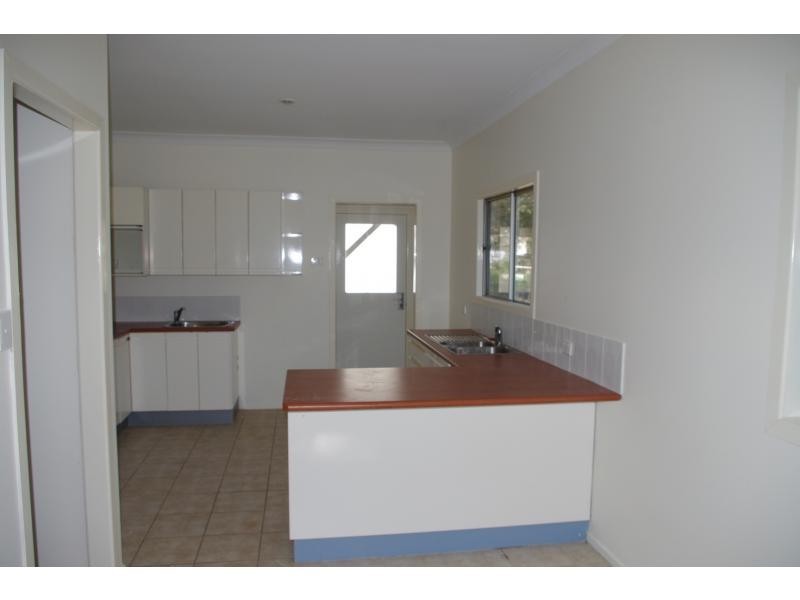 22 Tingara Street, Macleay Island QLD 4184