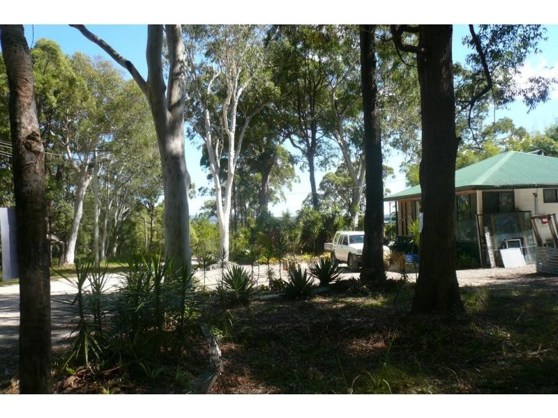 21 Parakeet Street, Macleay Island QLD 4184