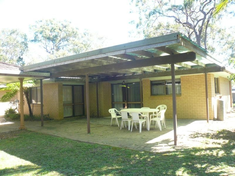 66-68 Beelong Street, Macleay Island QLD 4184