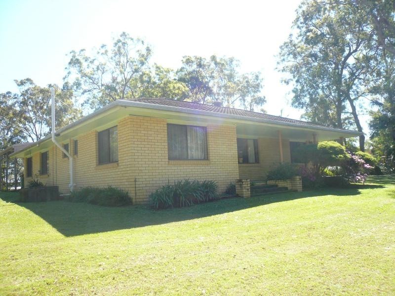 66-68 Beelong Street, Macleay Island QLD 4184