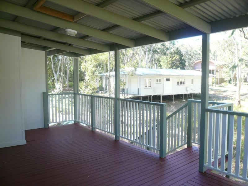 10 Brolga Street, Macleay Island QLD 4184