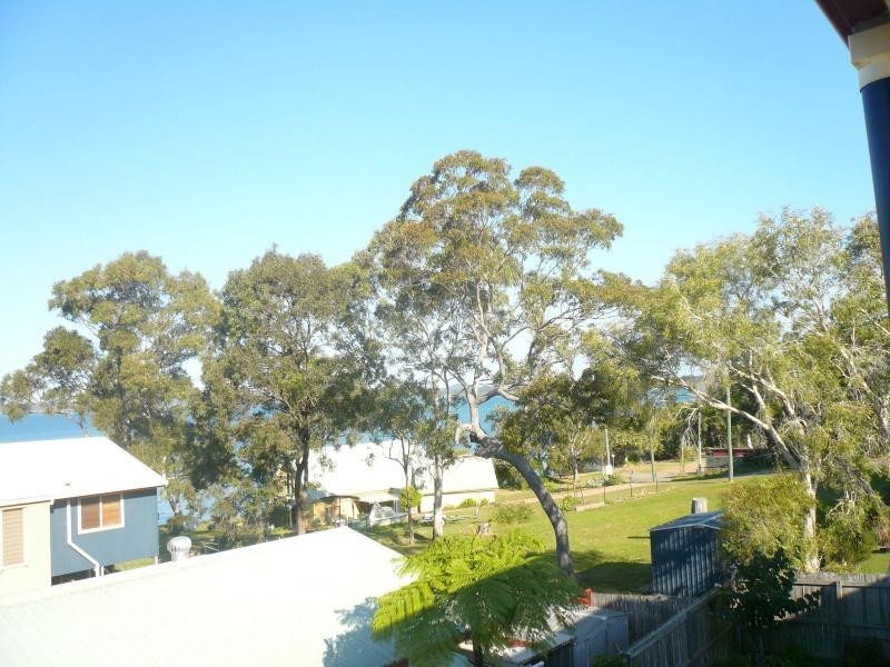 10 Mawarra Street, Macleay Island QLD 4184