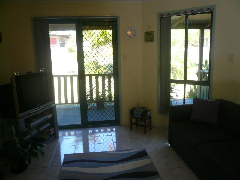 31 Scotts Road, Macleay Island QLD 4184