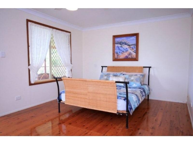 40 Timothy Street, Macleay Island QLD 4184