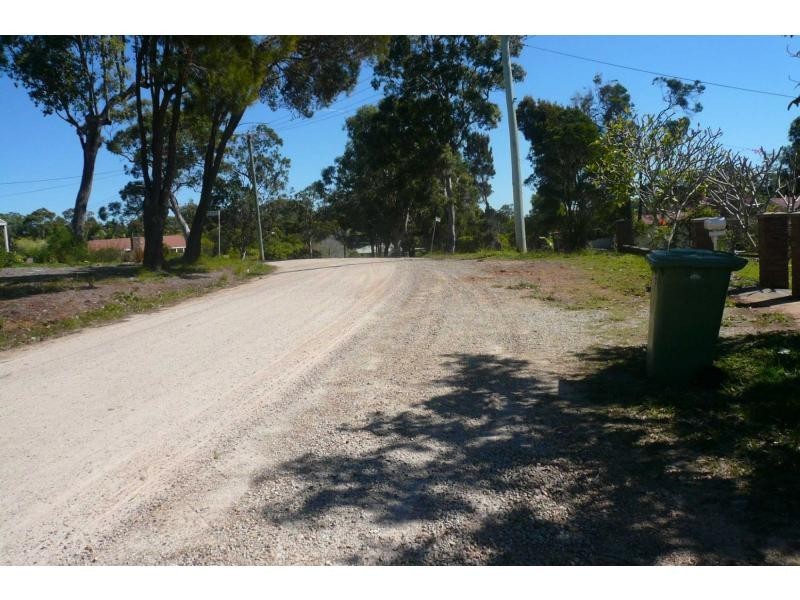 42 Timothy Street, Macleay Island QLD 4184