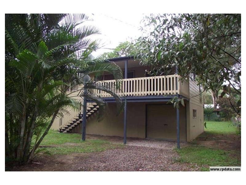 169 High Central Road, Macleay Island QLD 4184