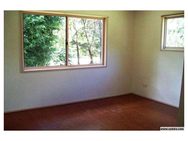 169 High Central Road, Macleay Island QLD 4184