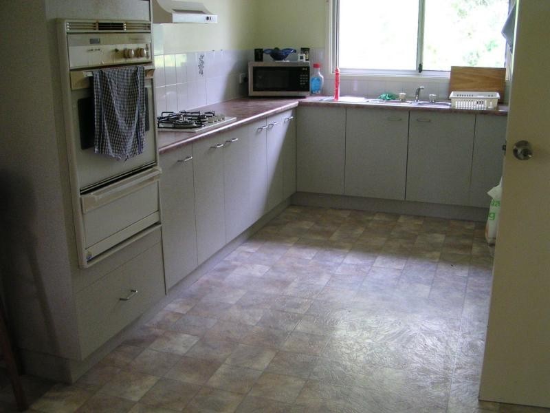 82-84 Charles Terrace, Macleay Island QLD 4184