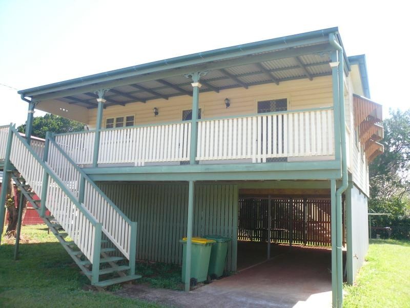 33 Lonicera Street, Macleay Island QLD 4184