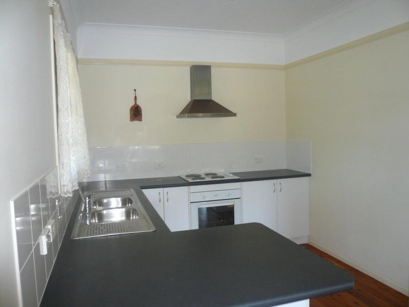 33 Lonicera Street, Macleay Island QLD 4184