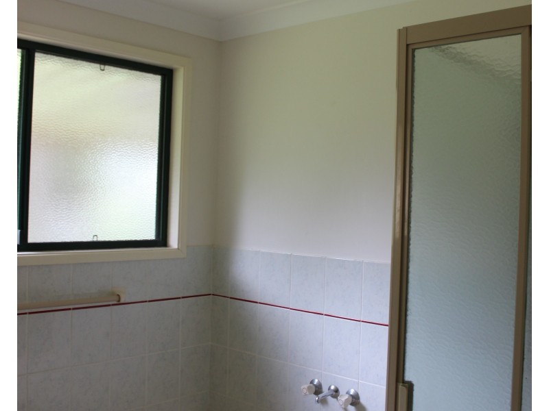 13 Michiko Street, Macleay Island QLD 4184
