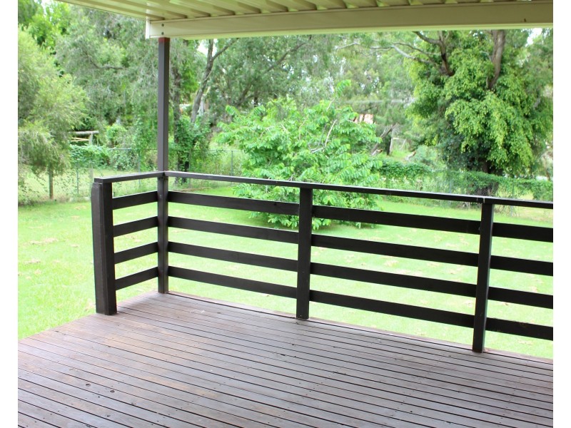 13 Michiko Street, Macleay Island QLD 4184