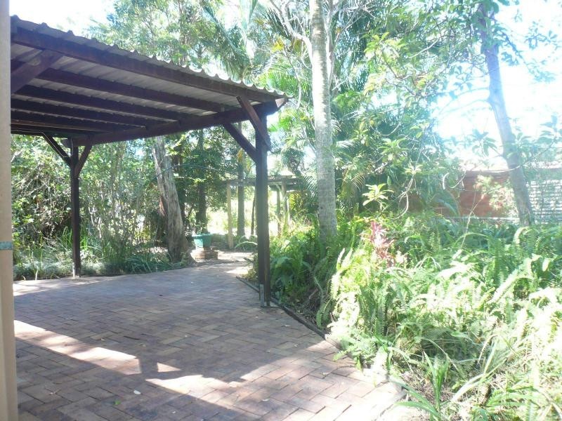 245-247 High Central Road, Macleay Island QLD 4184