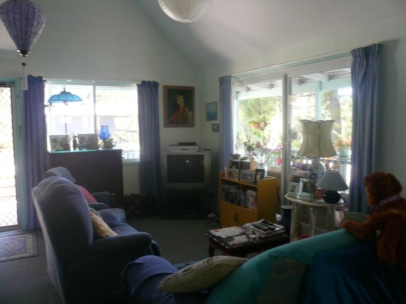30 Cabriolet Crescent, Macleay Island QLD 4184