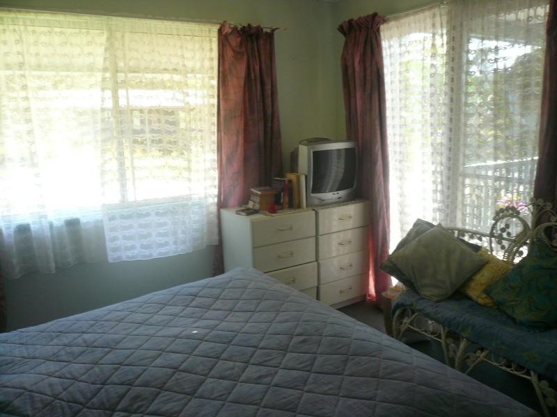 30 Cabriolet Crescent, Macleay Island QLD 4184