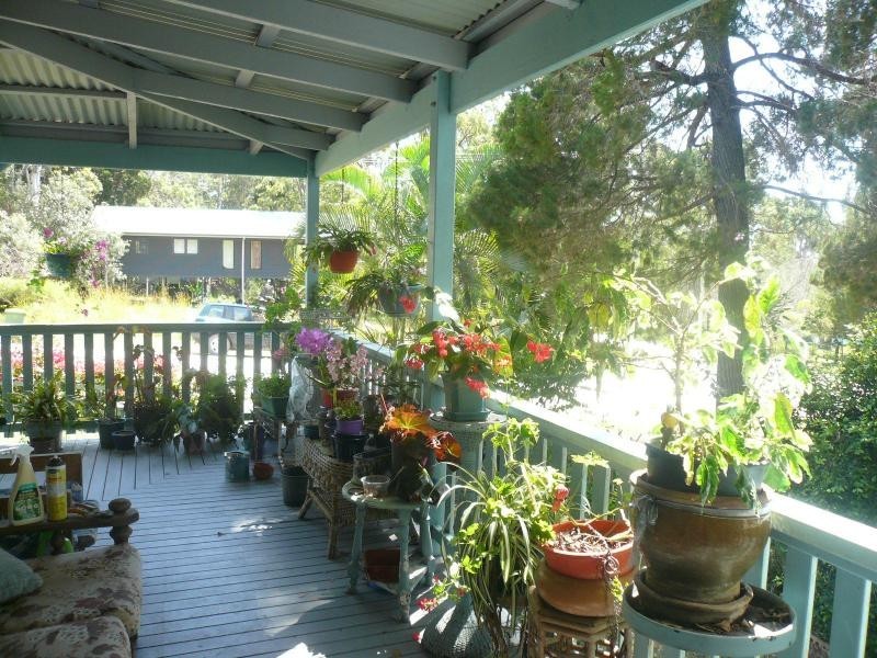 30 Cabriolet Crescent, Macleay Island QLD 4184