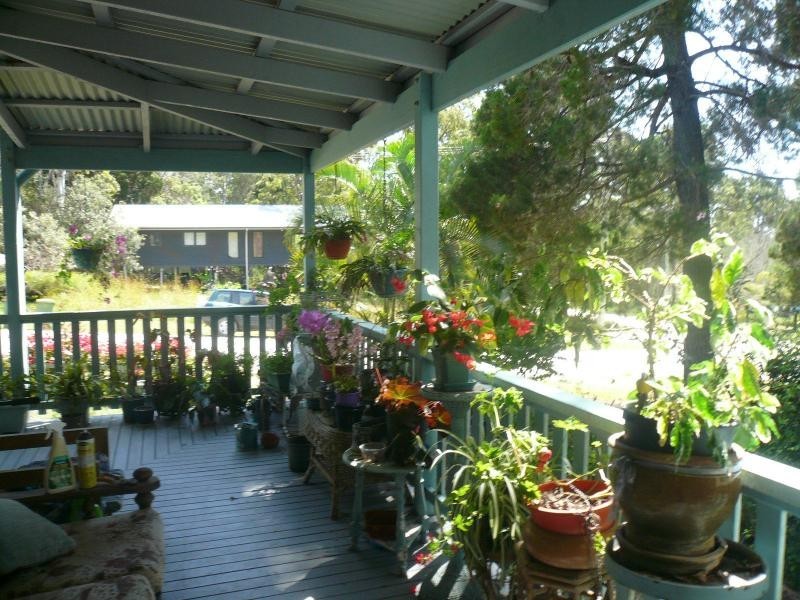30 Cabriolet Crescent, Macleay Island QLD 4184