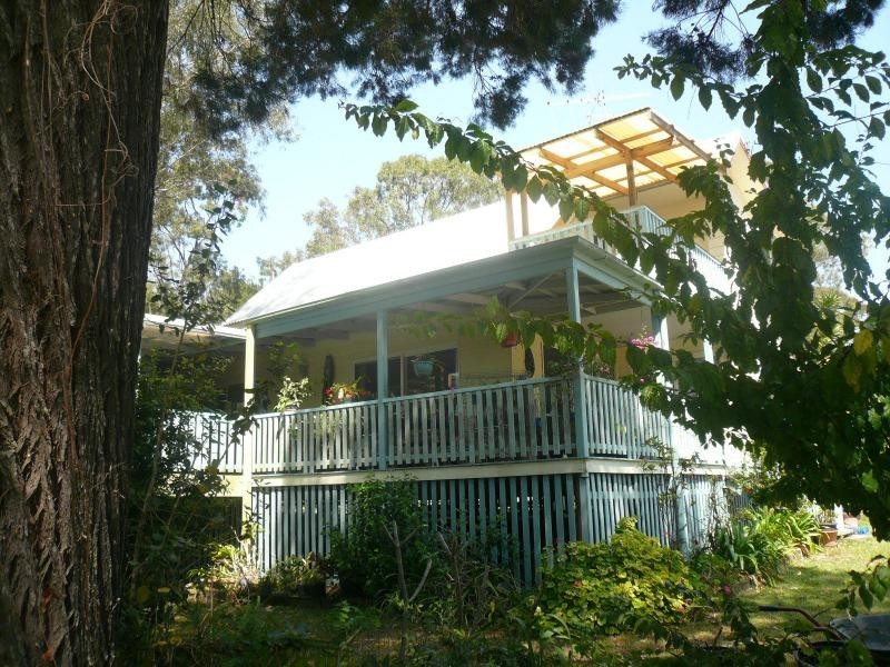 30 Cabriolet Crescent, Macleay Island QLD 4184