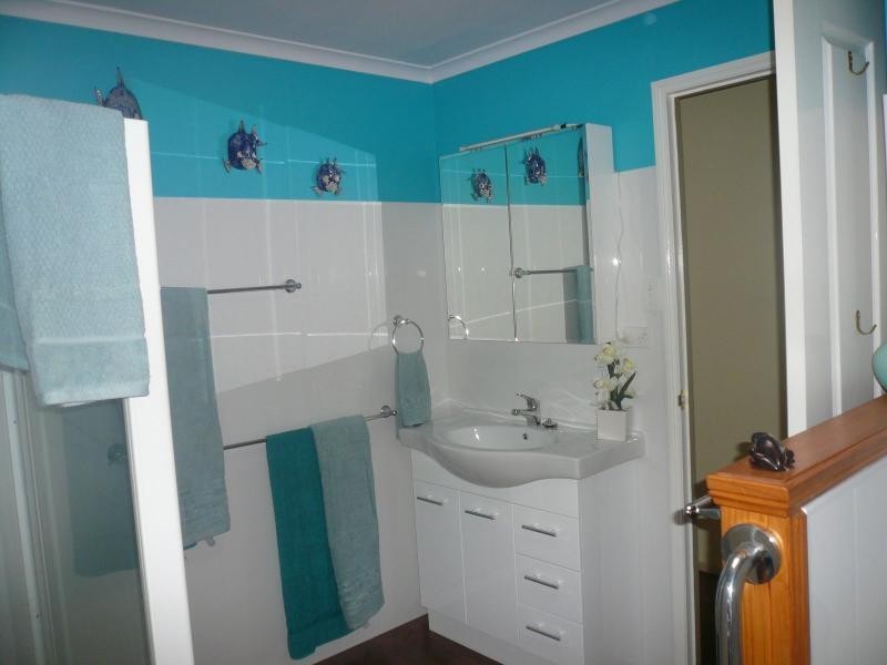 66 Hastings Terrace, Macleay Island QLD 4184