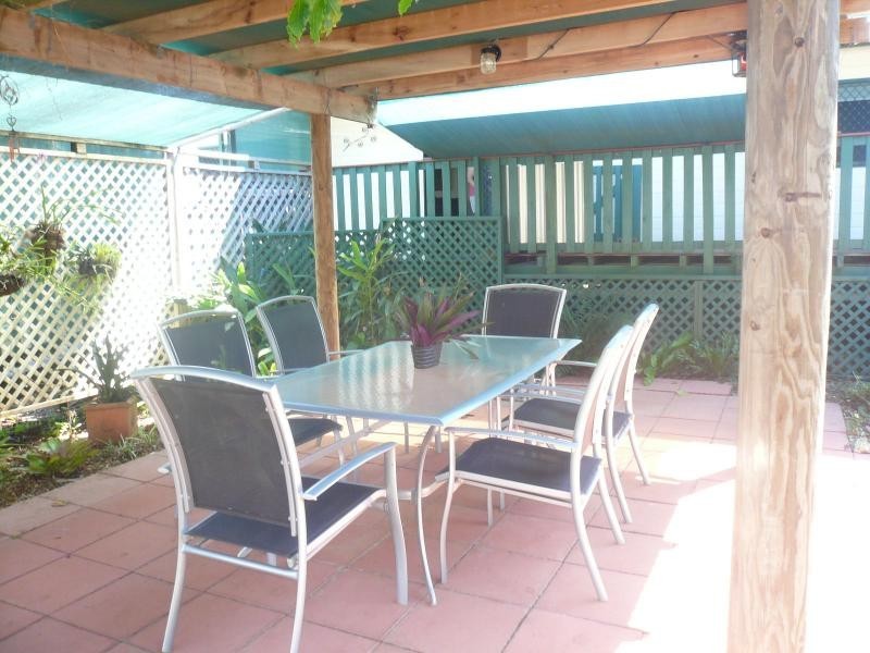 66 Hastings Terrace, Macleay Island QLD 4184