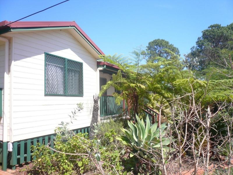 66 Hastings Terrace, Macleay Island QLD 4184