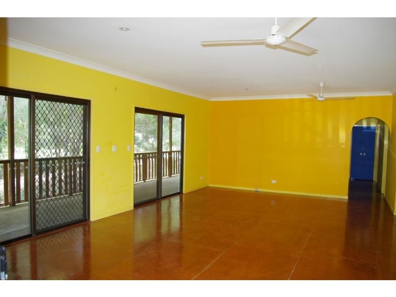 40 Piccaninny Street, Macleay Island QLD 4184