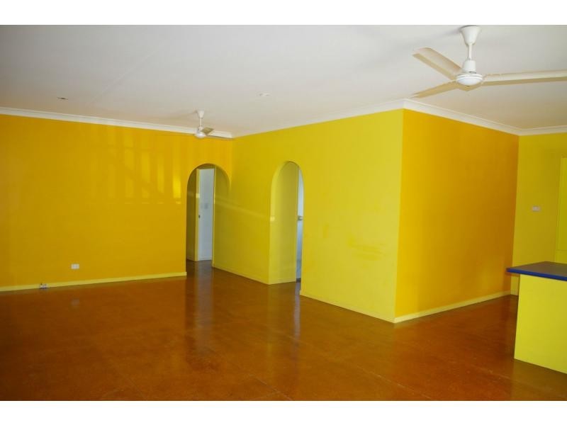 40 Piccaninny Street, Macleay Island QLD 4184