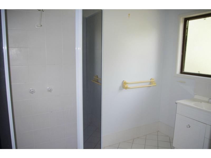 40 Piccaninny Street, Macleay Island QLD 4184