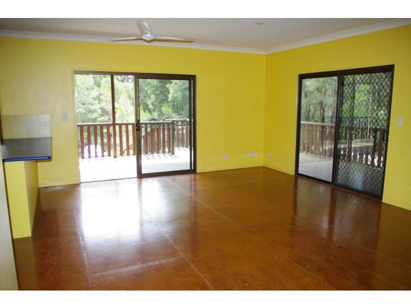 40 Piccaninny Street, Macleay Island QLD 4184