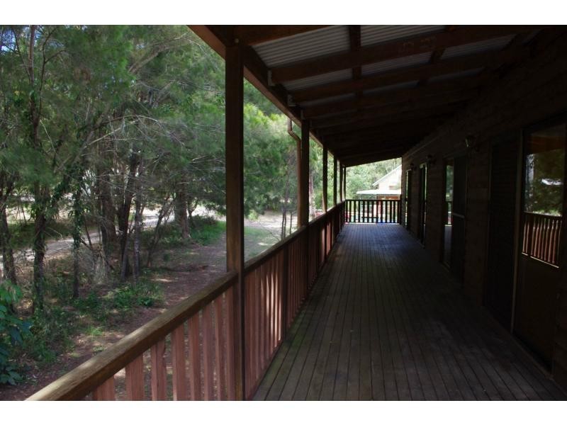 40 Piccaninny Street, Macleay Island QLD 4184