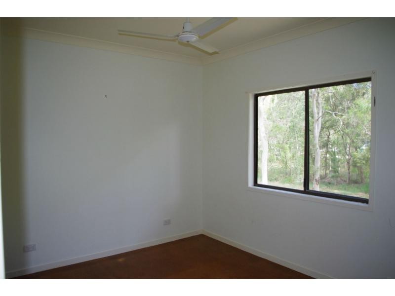 40 Piccaninny Street, Macleay Island QLD 4184