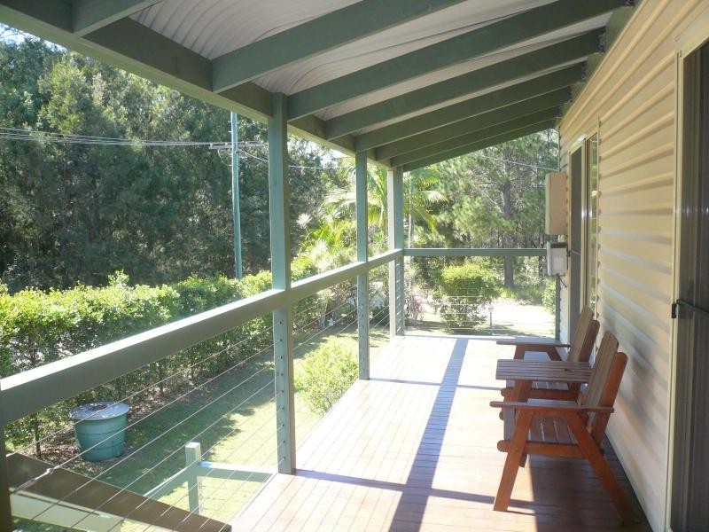 1 Charles Terrace, Macleay Island QLD 4184