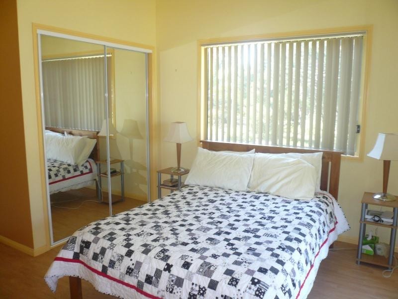 1 Charles Terrace, Macleay Island QLD 4184