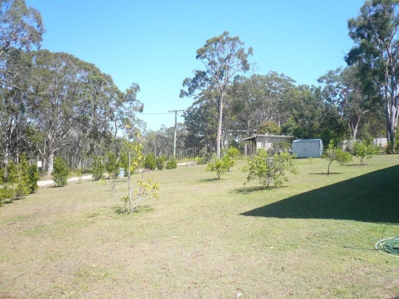 1 Charles Terrace, Macleay Island QLD 4184