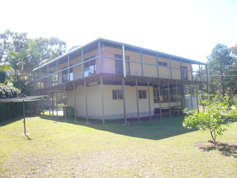 1 Charles Terrace, Macleay Island QLD 4184